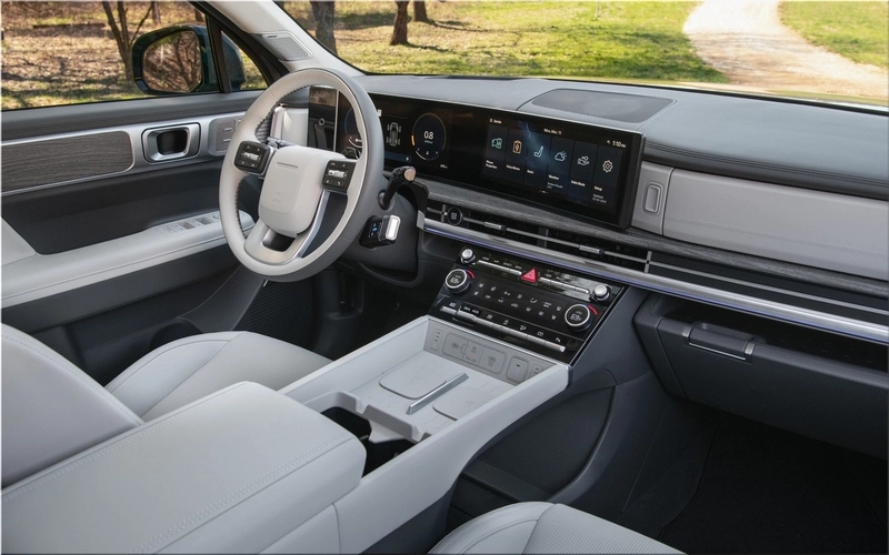 Hyundai Santa Fe Hybrid