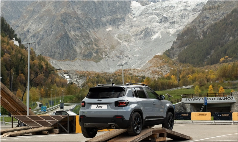 Jeep Avenger North Face Edition