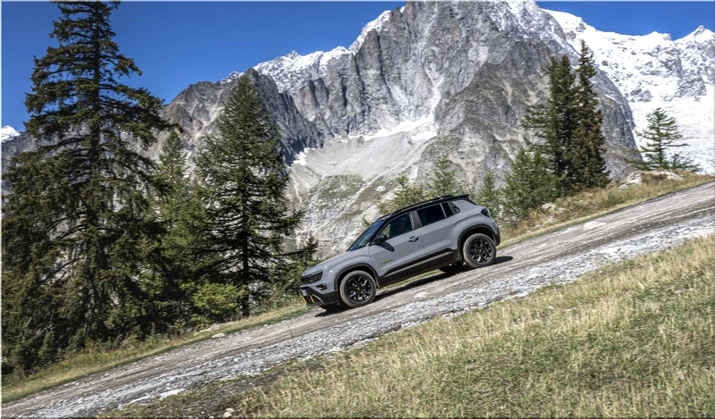 Jeep Avenger North Face Edition