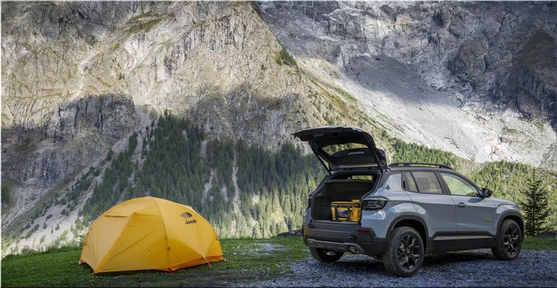 Jeep Avenger North Face Edition