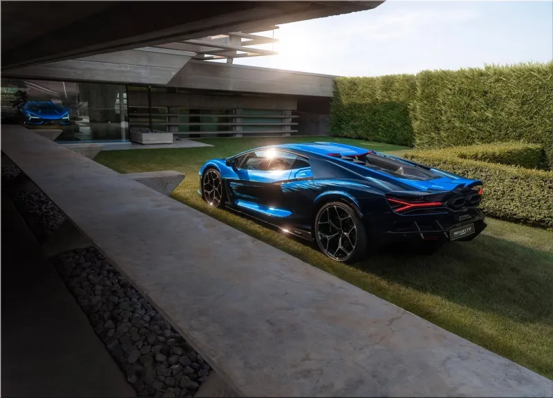 Lamborghini Revuelto Opera Unica