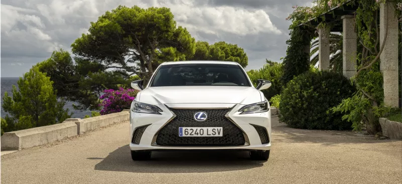 Lexus ES 300h