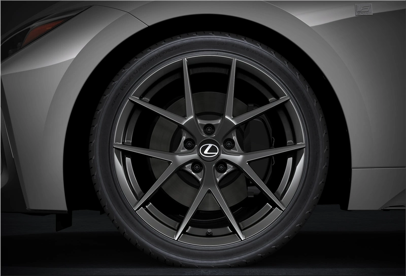 Lexus IS 2026