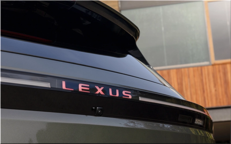 Lexus TZ
