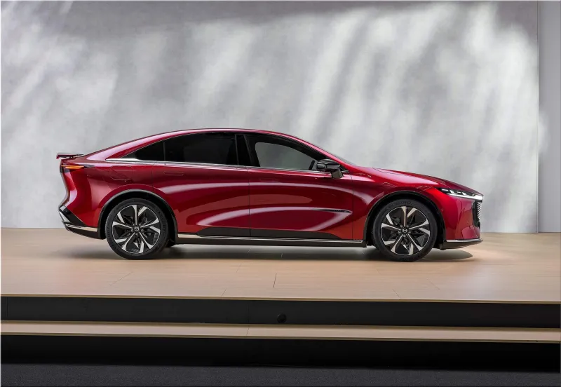 Mazda 6e