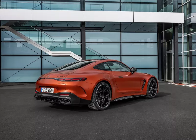 2025 Mercedes-AMG GT63 S E Performance