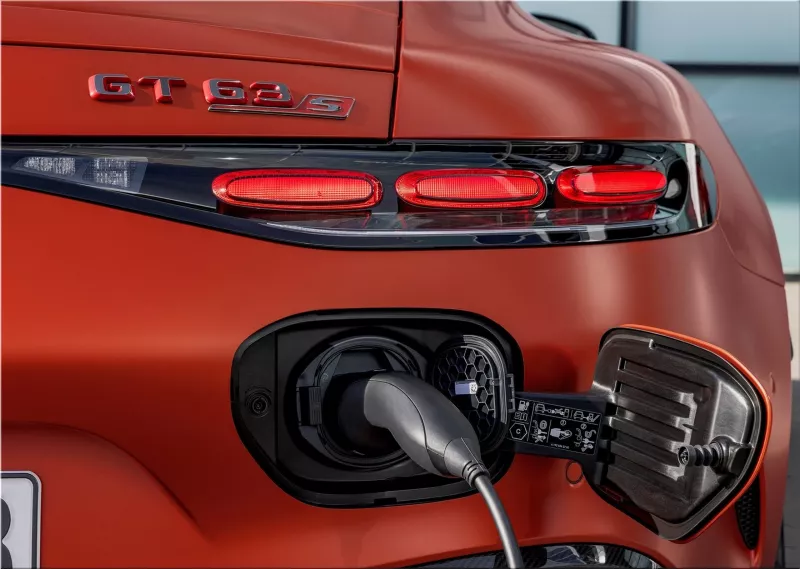 2025 Mercedes-AMG GT63 S E Performance