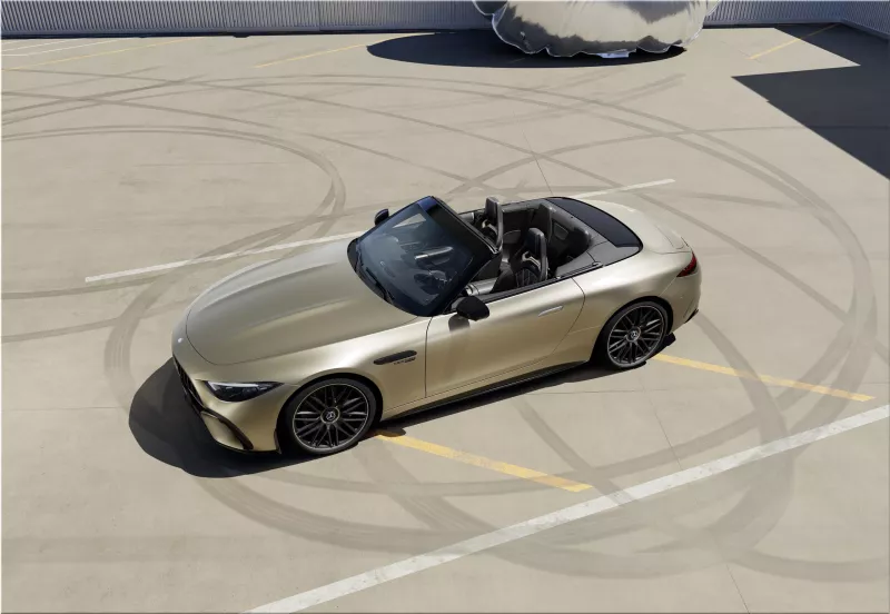 Mercedes-AMG SL 63 Golden Coast