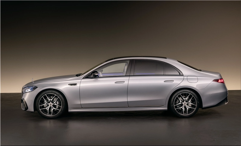 Mercedes-Benz S-Class 2026