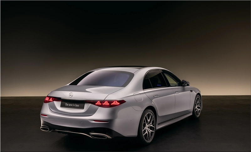 Mercedes-Benz S-Class 2026
