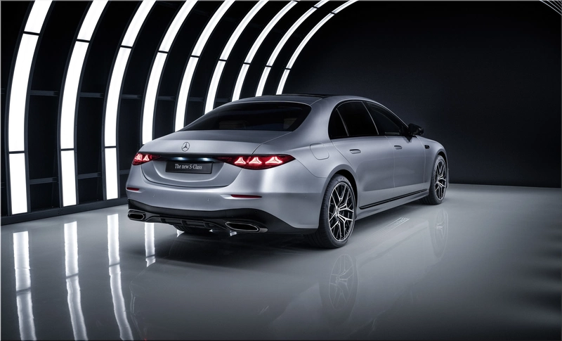 Mercedes-Benz S-Class 2026