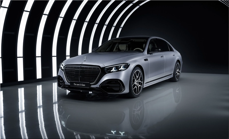 Mercedes-Benz S-Class 2026