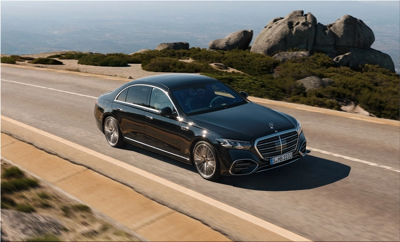 Mercedes-Benz S-Class 2026