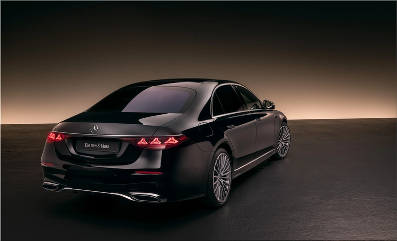Mercedes-Benz S-Class 2026