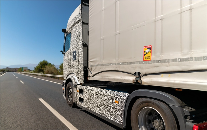 Mercedes-Benz eActros