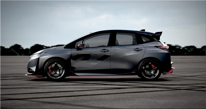 Nissan Aura