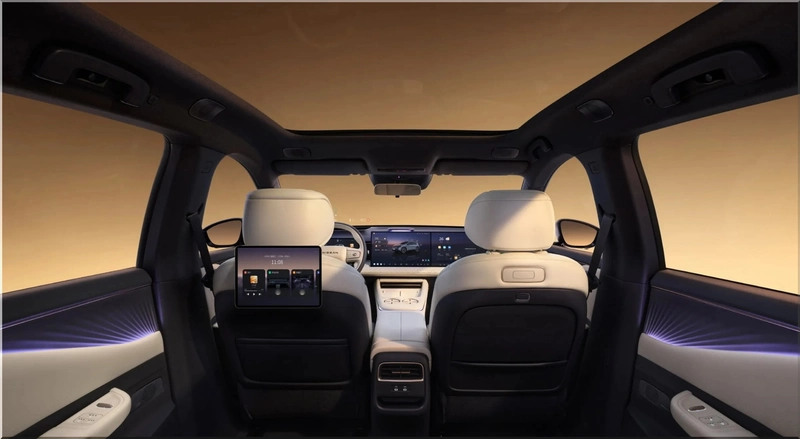 Nissan NX8