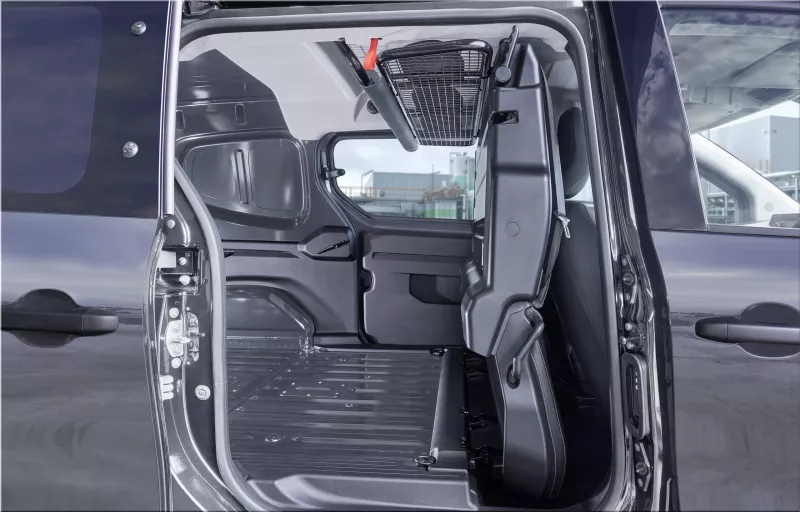 Nissan Townstar Crew Van