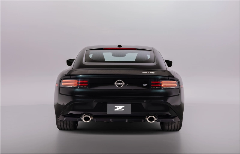 Nissan Z Heritage Edition