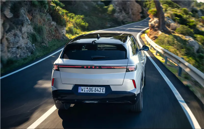 2025 Opel Grandland Plug-in Hybrid
