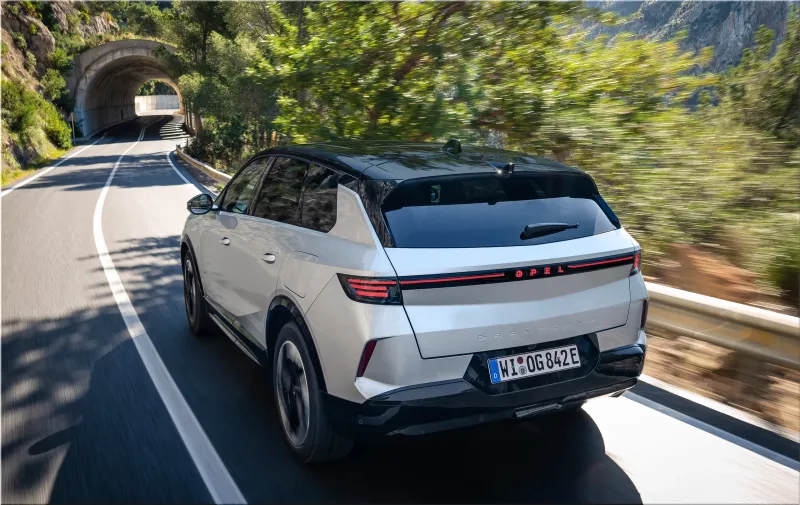 2025 Opel Grandland Plug-in Hybrid