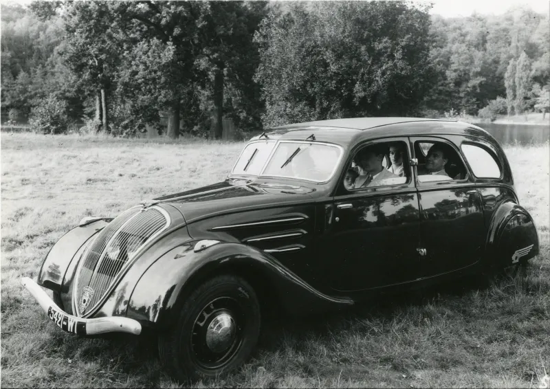 Peugeot 402