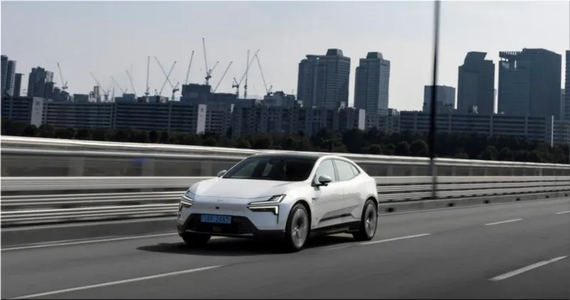 Polestar 4