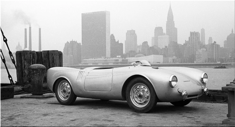 Porsche Mission S