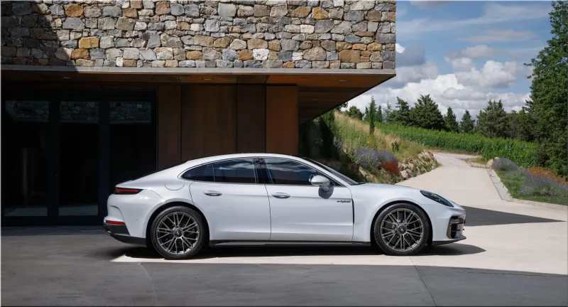 Porsche Panamera Turbo S E-Hybrid