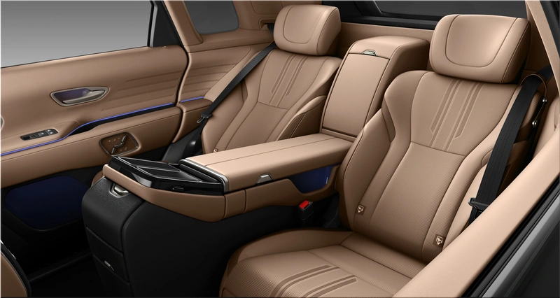 Toyota Century SUV