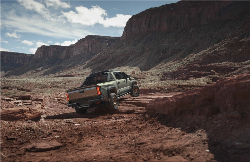 Toyota Tacoma i-FORCE MAX