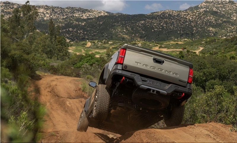 Toyota Tacoma i-FORCE MAX