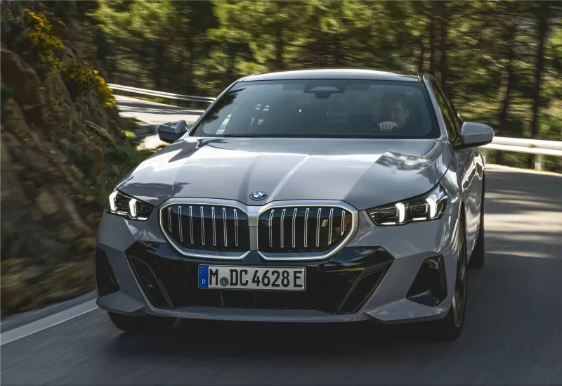 BMW i5