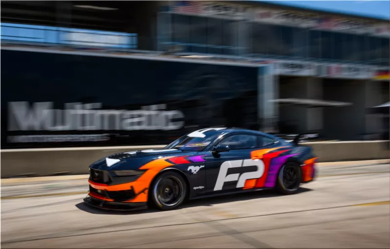 Ford Mustang GT4