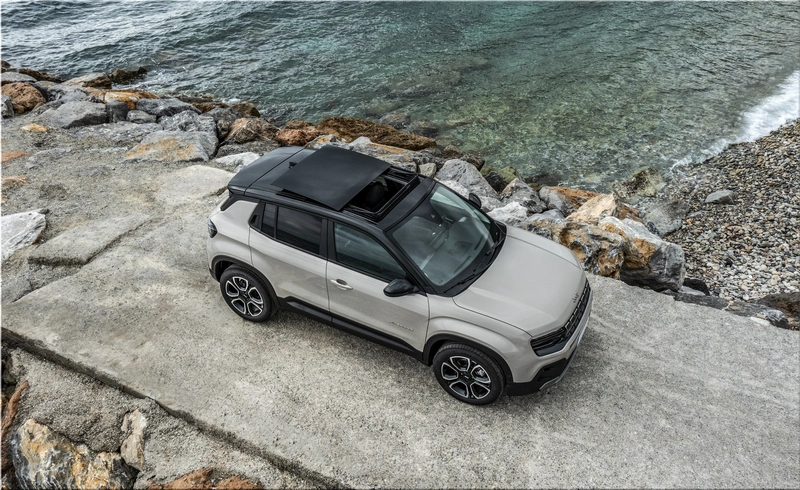 2024 Jeep Avenger e-Hybrid