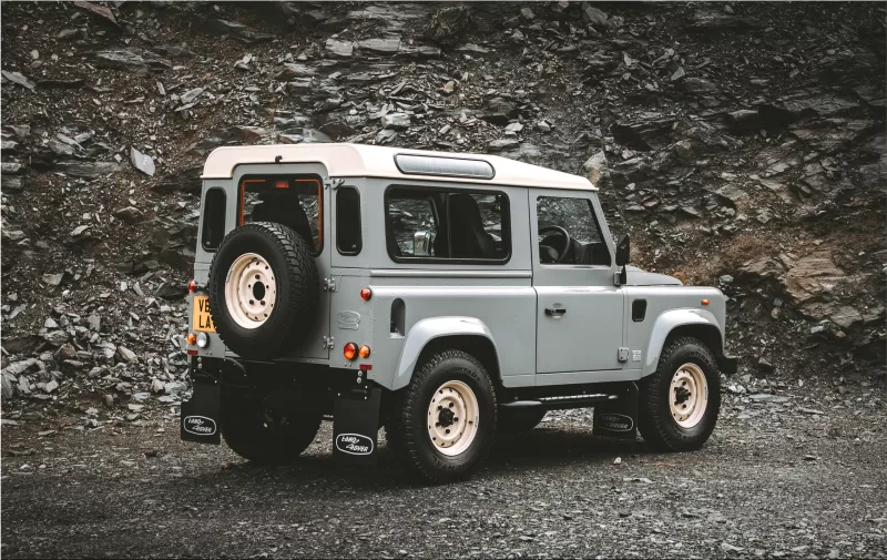 Land Rover Classic Defender Works V8 Islay Edition