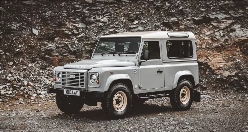 Land Rover Classic Defender Works V8 Islay Edition