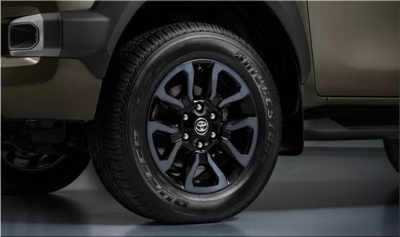 2024 Toyota HiLux Hybrid