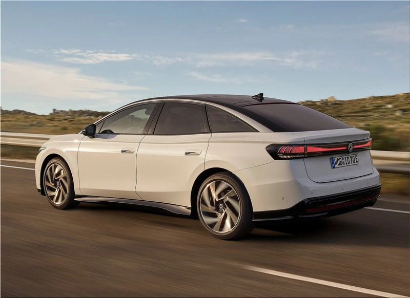 The Volkswagen ID 7 Is The Coolest Electric SUV You Can Buy Gerane