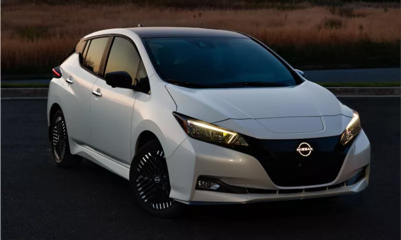 2025 Nissan LEAF