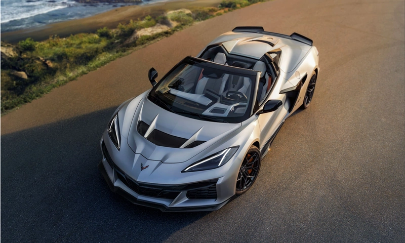 Corvette ZR1X Quail Silver