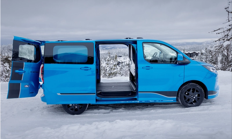 Ford E-Transit Custom AWD 2026