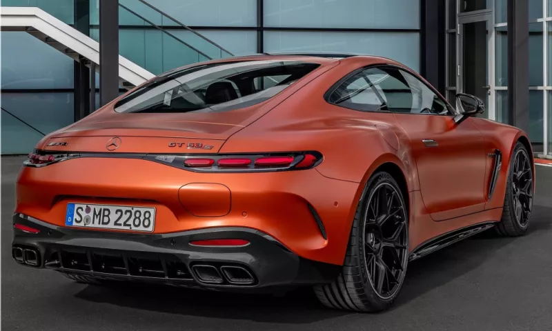 Mercedes-AMG GT63 S E Performance