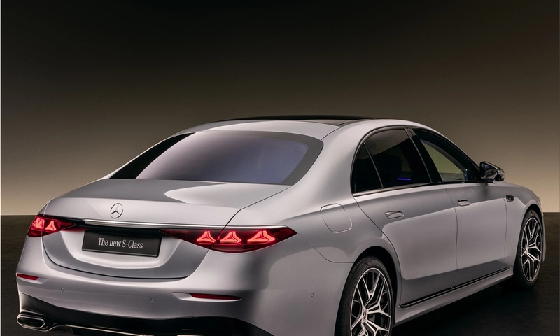 Mercedes-Benz S-Class 2026