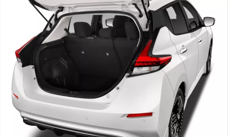 2024 Nissan Leaf