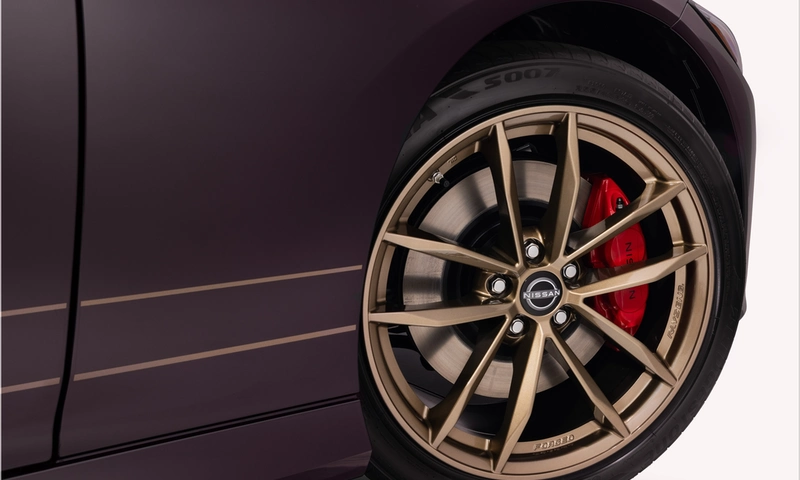 Nissan Z Heritage Edition