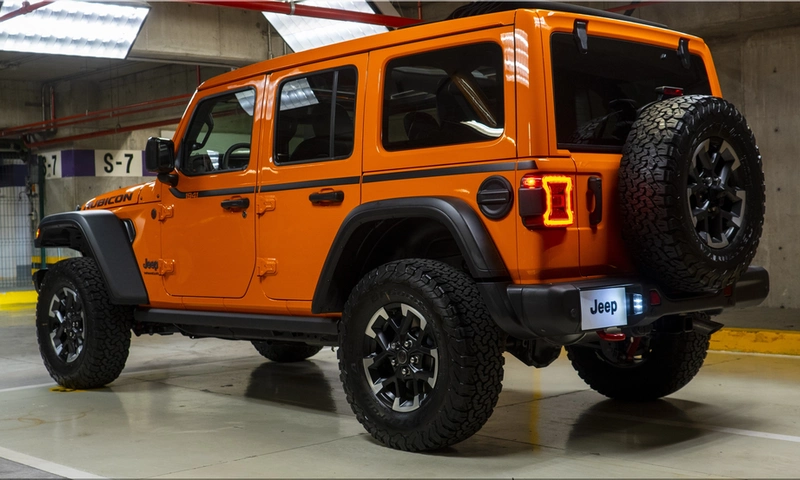 Jeep Wrangler Unlimited Rubicon JOOSE