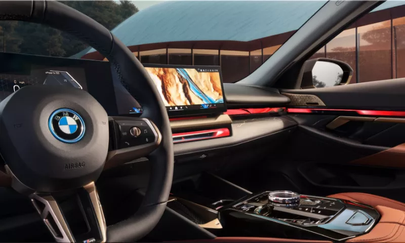How the BMW i5 is Challenging China's electric car market