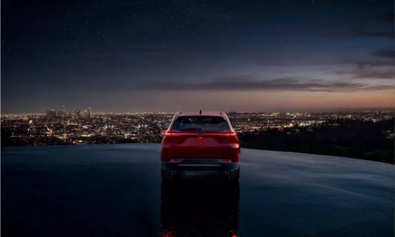2024 Toyota Venza: Elevating Sophistication with 12.3-inch Toyota Audio and Star Gaze Roof