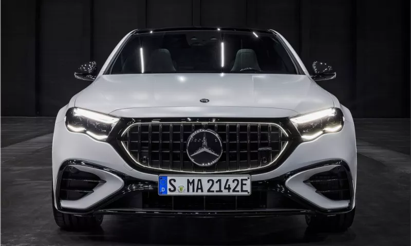 Luxury Meets Eco-Friendly: Inside the 2025 Mercedes-Benz E53 AMG Hybrid